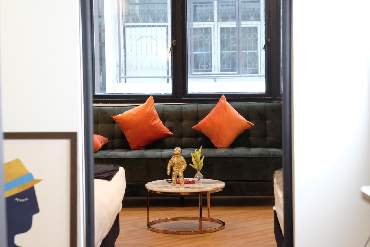 Theme Boutique Hotel Bangkok Makkasan Exterior photo